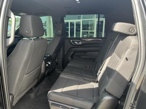 2022 GMC Yukon XL SLE