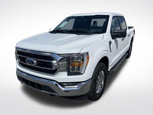 Oxford White 2023 Ford F-150 XLT