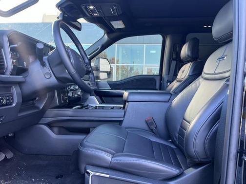 2026 Ford F-250 Platinum