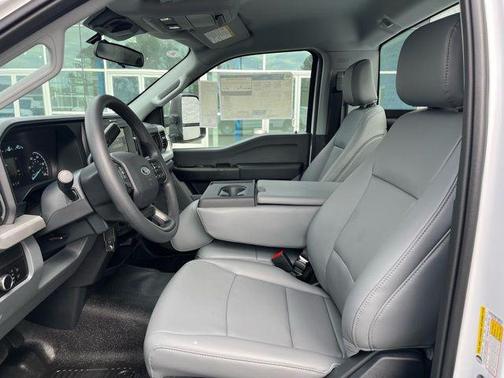Oxford White 2026 Ford F-250 XL