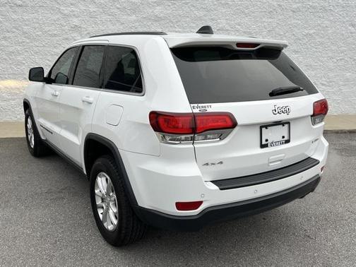 2022 Jeep Grand Cherokee Laredo