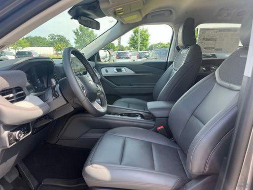 Carbonized Gray Metallic 2026 Ford Explorer Active