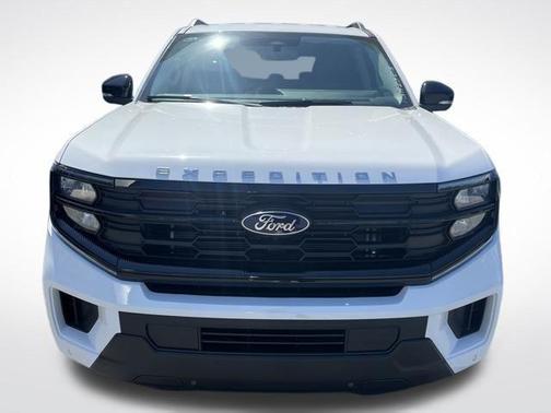 Oxford White 2026 Ford Expedition Active