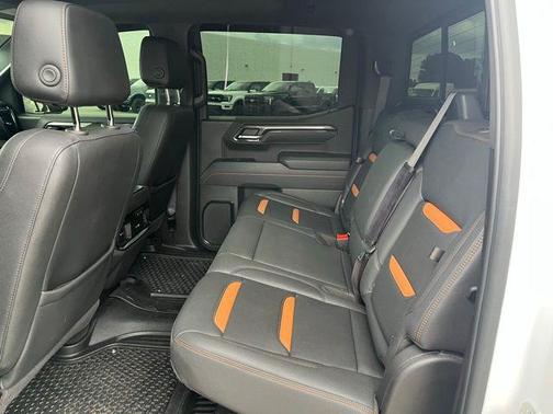Summit White 2025 GMC Sierra 1500 AT4