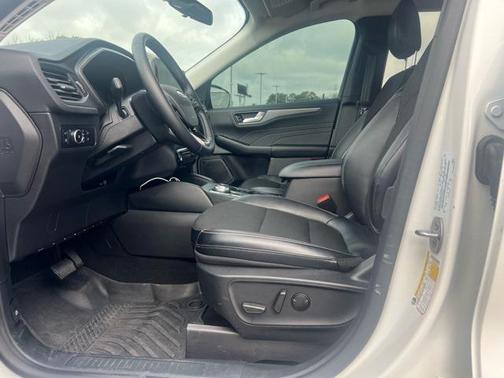 2024 Ford Escape PHEV SE