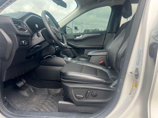 2024 Ford Escape PHEV SE