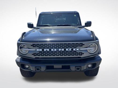 Shadow Black 2026 Ford Bronco Badlands