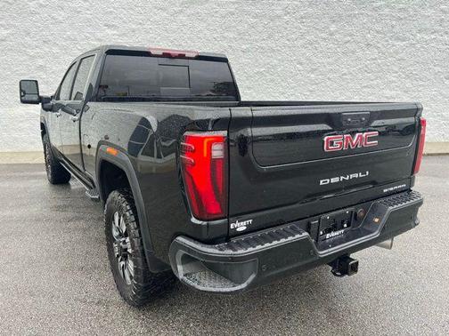 2025 GMC Sierra 2500 Denali
