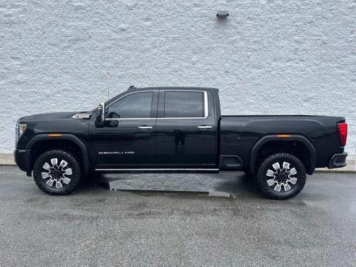 2025 GMC Sierra 2500 Denali