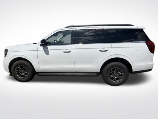 Oxford White 2026 Ford Expedition Active