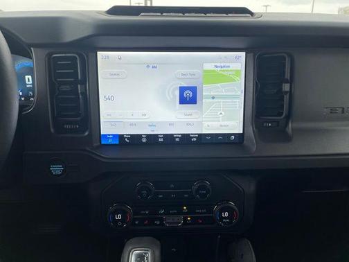 Velocity Blue Metallic 2026 Ford Bronco Badlands