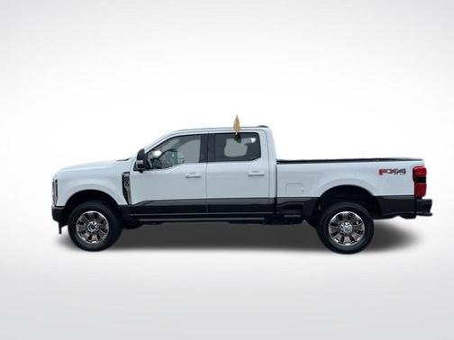 Star White Metallic Tri-Coat 2024 Ford F-250 King Ranch