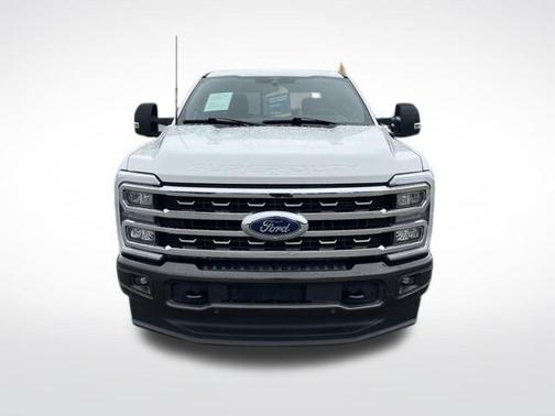 Star White Metallic Tri-Coat 2024 Ford F-250 King Ranch