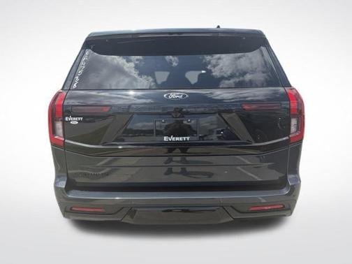 Stone Blue Metallic 2026 Ford Expedition Platinum