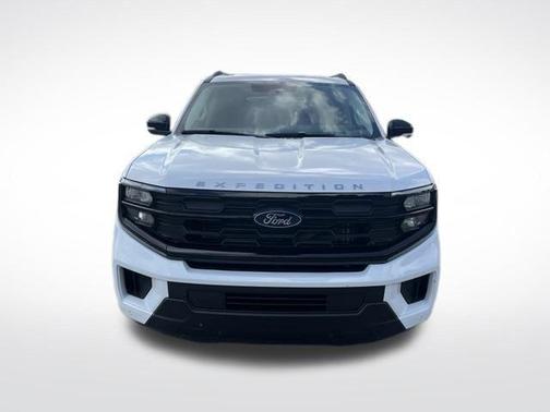 Oxford White 2026 Ford Expedition Active