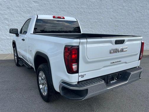 2024 GMC Sierra 1500 Pro