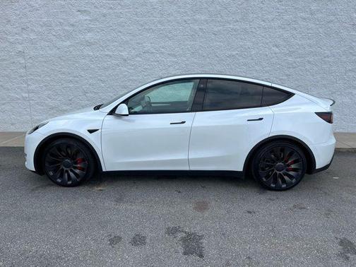 2022 Tesla Model Y Performance Dual Motor All-Wheel Drive