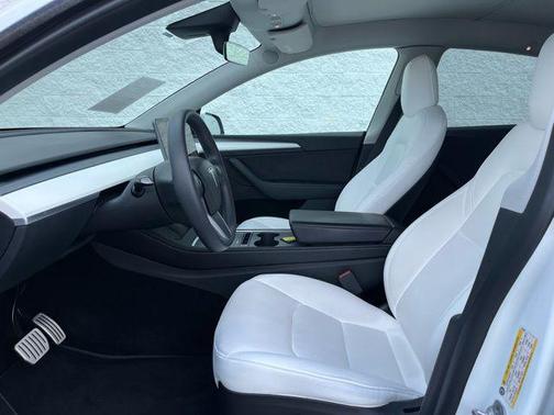 2022 Tesla Model Y Performance Dual Motor All-Wheel Drive