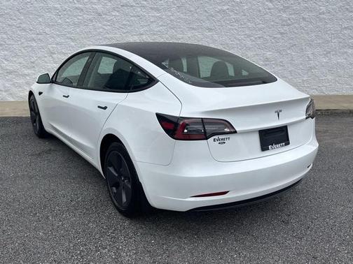 2023 Tesla Model 3 Standard Range