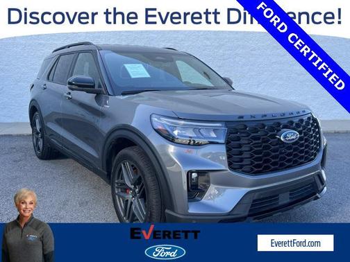 2025 Ford Explorer ST-Line