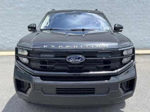 2025 Ford Expedition Max Active 4x4