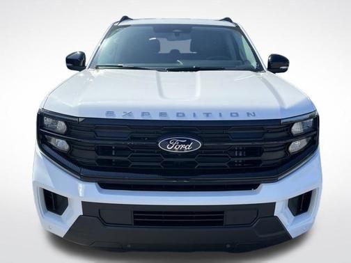 Oxford White 2026 Ford Expedition Active