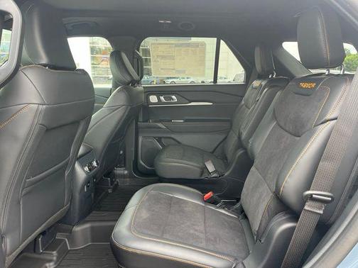 Vapor Blue 2026 Ford Explorer Tremor