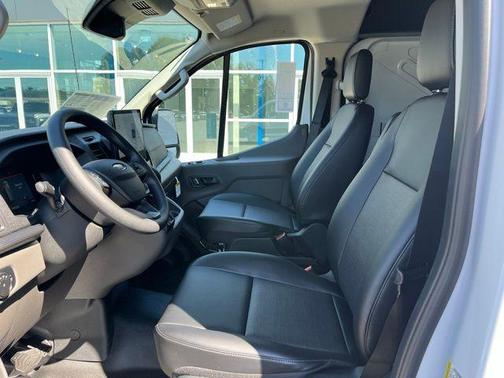 Oxford White 2026 Ford Transit-250 Base