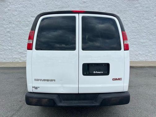 2017 GMC Savana 2500 Work Van