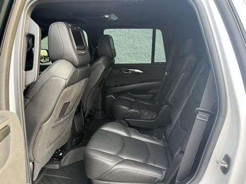 2019 Cadillac Escalade Platinum