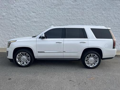 2019 Cadillac Escalade Platinum