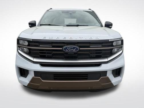 Space Silver Metallic 2026 Ford Expedition King Ranch