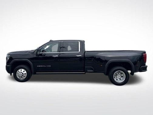 Onyx Black 2024 GMC Sierra 3500 Denali