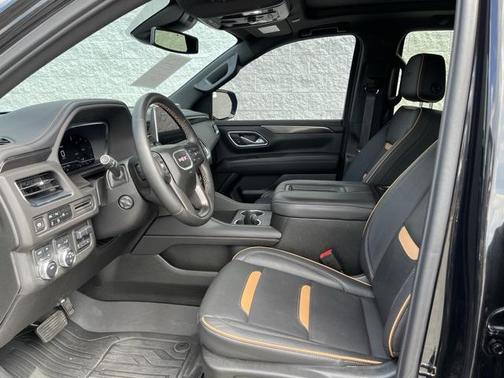 2024 GMC Yukon 4WD AT4