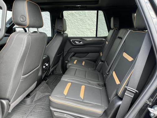 2024 GMC Yukon 4WD AT4
