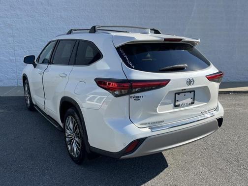 2020 Toyota Highlander Platinum