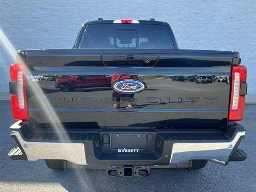2026 Ford F-350 Lariat