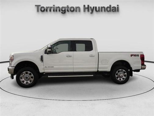 2022 Ford F-350 Lariat Super Duty