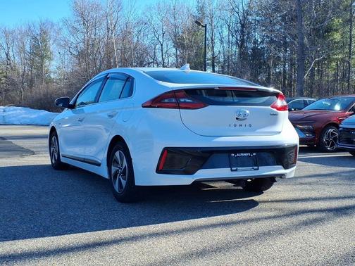 2019 Hyundai IONIQ Hybrid SEL