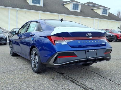 Intense Blue 2025 Hyundai ELANTRA Limited