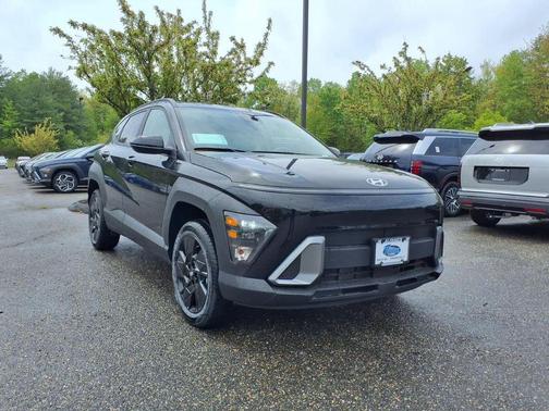 Abyss Black Pearl 2026 Hyundai KONA SEL Sport