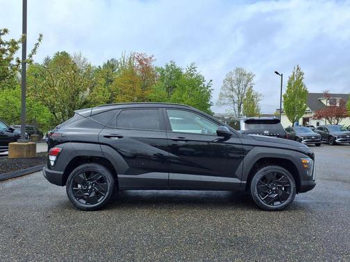 Abyss Black Pearl 2026 Hyundai KONA SEL Sport