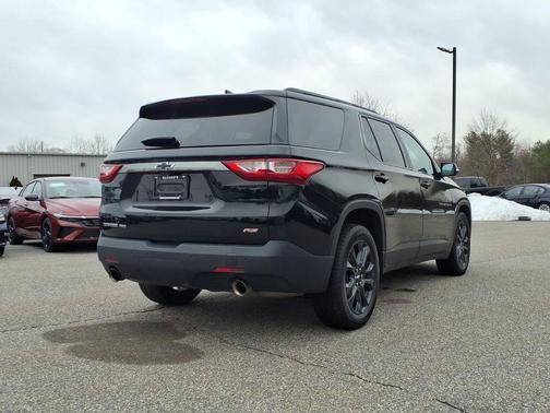 2021 Chevrolet Traverse RS
