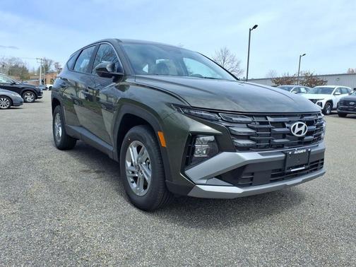 Green 2026 Hyundai TUCSON SE