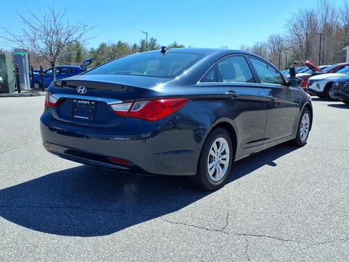 Pacific Blue Pearl Mica 2012 Hyundai SONATA GLS