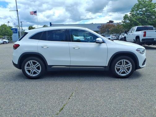 White 2023 Mercedes-Benz GLA 250 Base 4MATIC