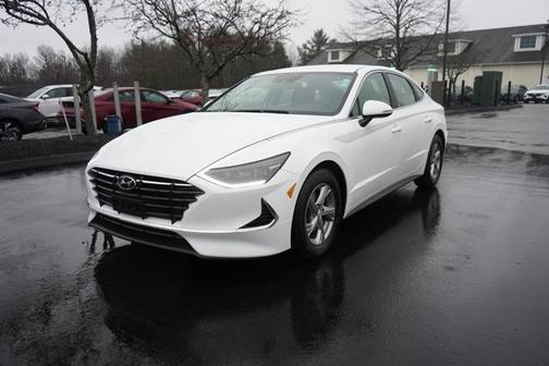 2023 Hyundai SONATA SE