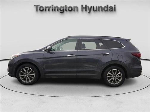 2017 Hyundai SANTA FE SE