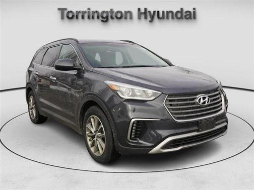 2017 Hyundai SANTA FE SE