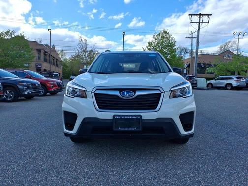 Crystal White Pearl 2020 Subaru Forester